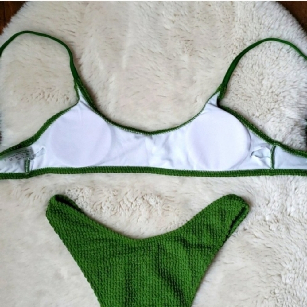 New Scrunchy Scoop Top and Brazilian Bottom Bikini Set Swimsuit Size L - Picture 7 of 7